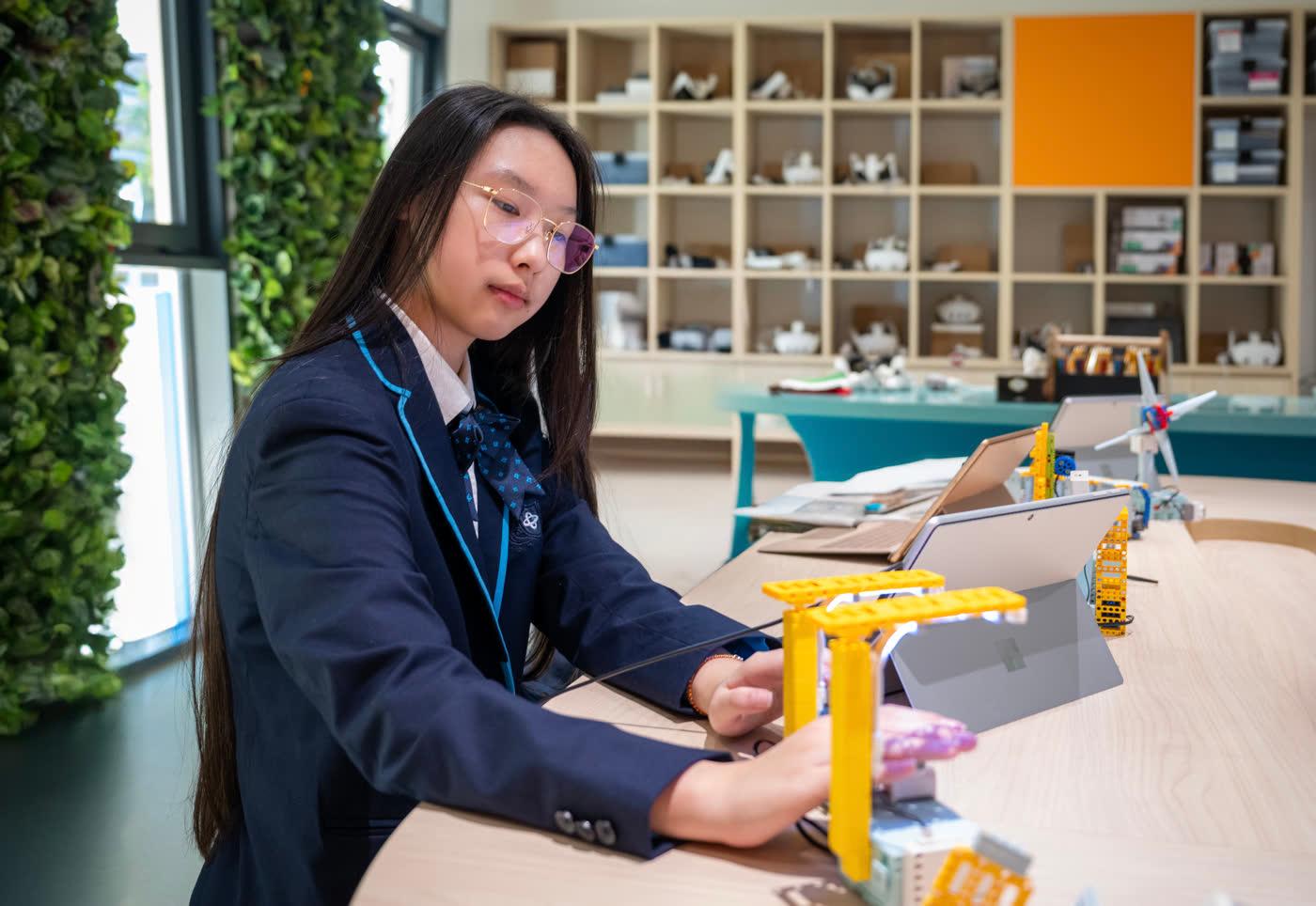 Student collaboration and wellbeing spaces at GEMS SRI