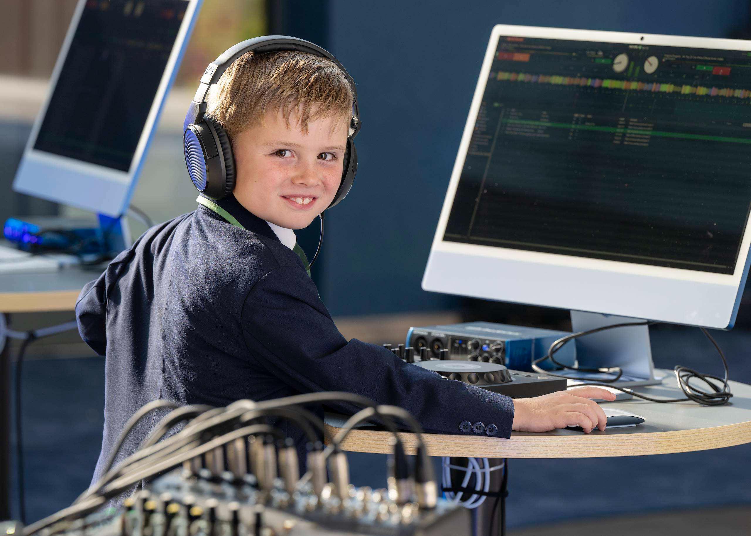 Clear guidance and school life at SRI